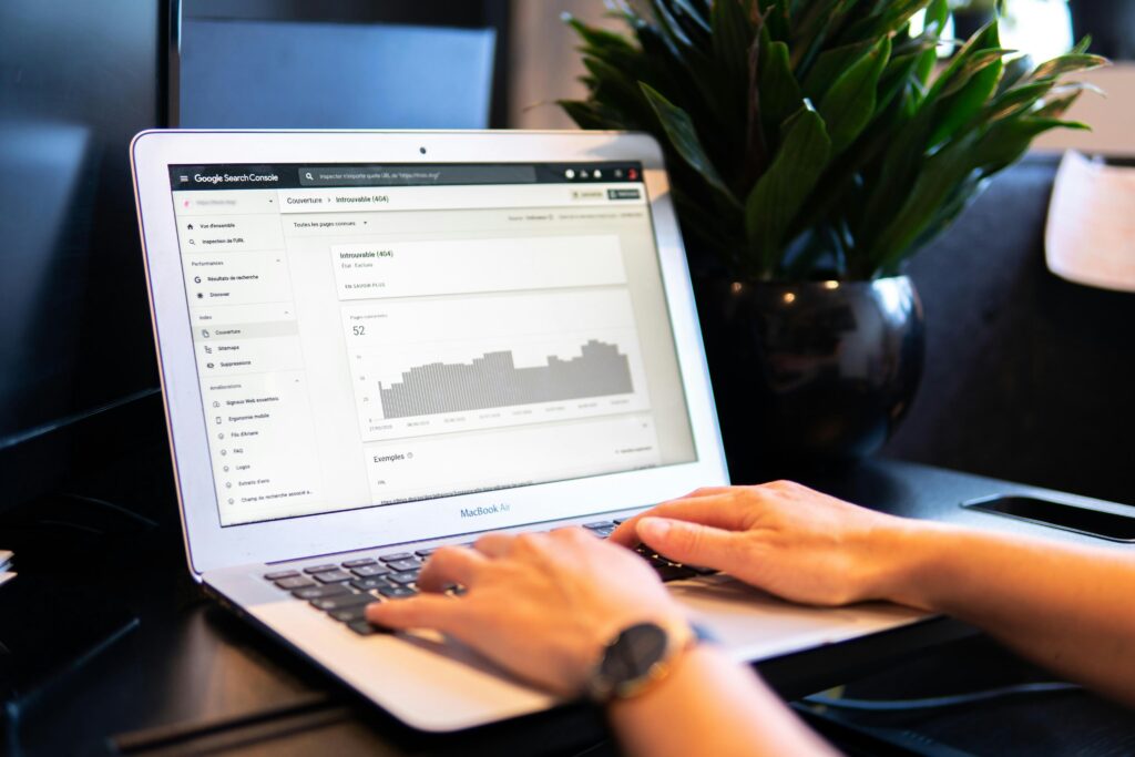 chatbot website — faq & lead capture solução no/low code manutenção mensal